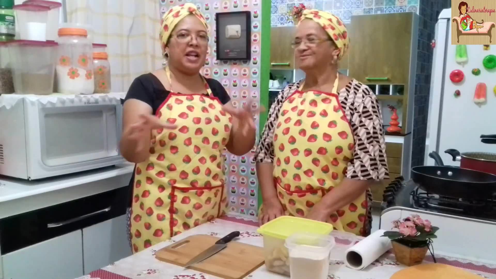 'Video thumbnail for Como Fazer Peixe Frito Filé de Merluza Sequinho Usando Pouco Óleo'