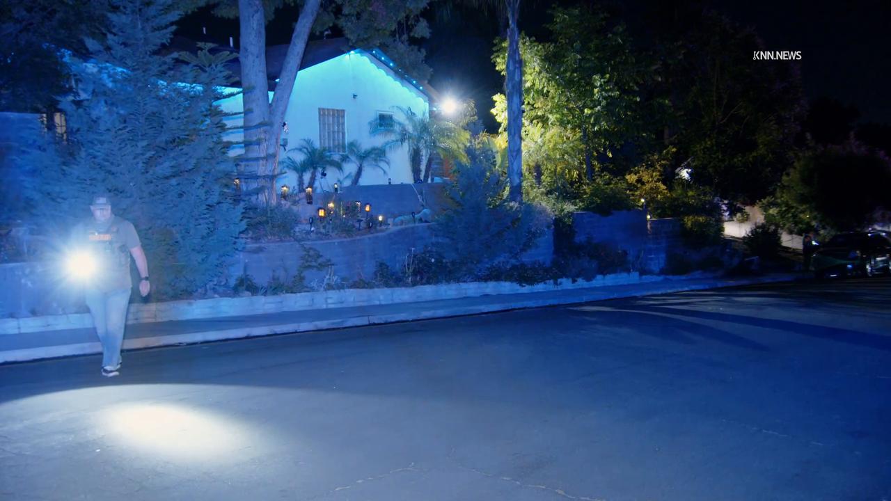 Video thumbnail for US, Bakersfield: Bakersfield Person Shot In Leg.
