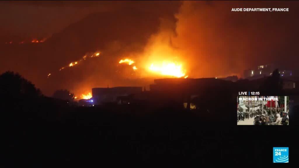 Video thumbnail for Residents evacuated as forest fire blazes in southern France