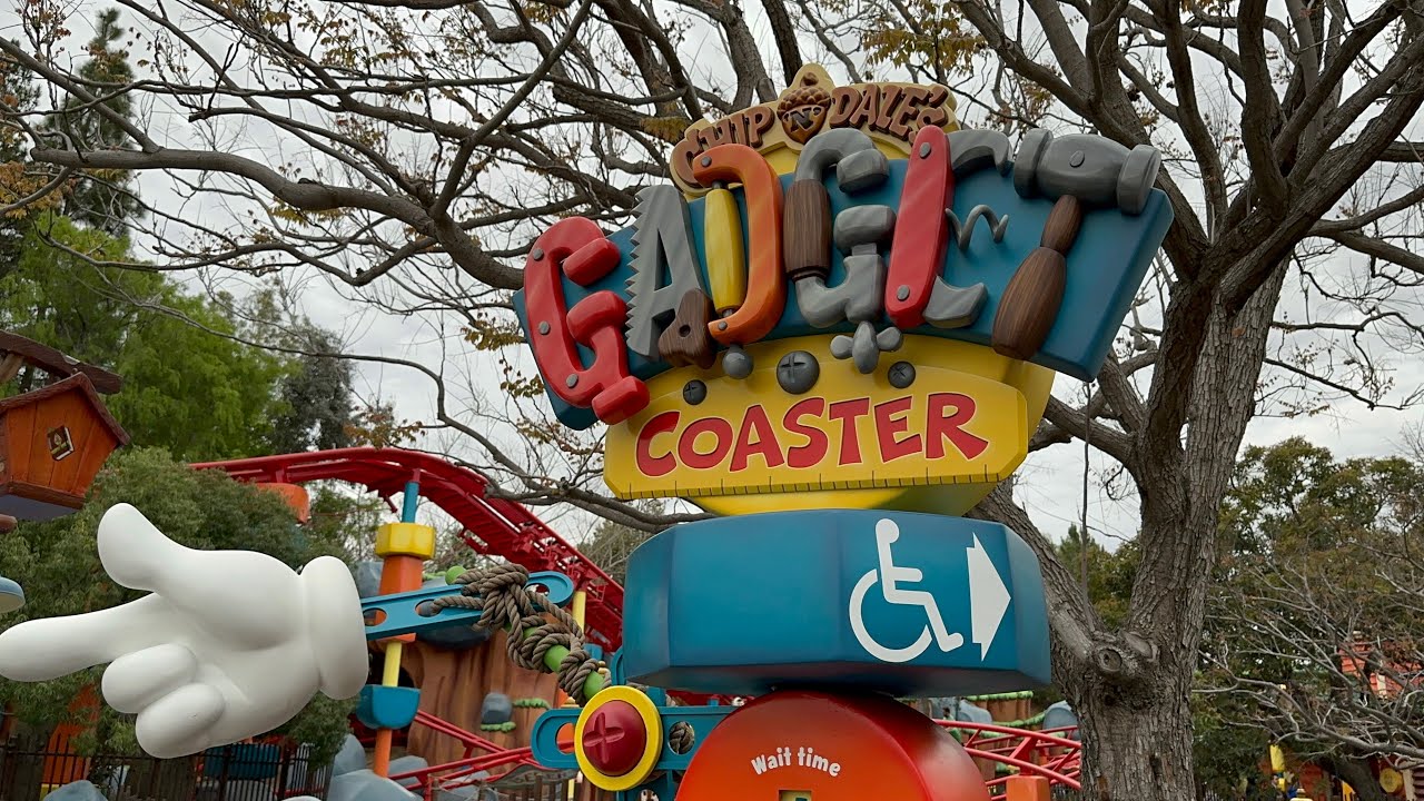 'Video thumbnail for Chip 'n' Dale's GADGETcoaster - Mickey's Toontown Reopening Day - Disneyland - March 19, 2023 4K'