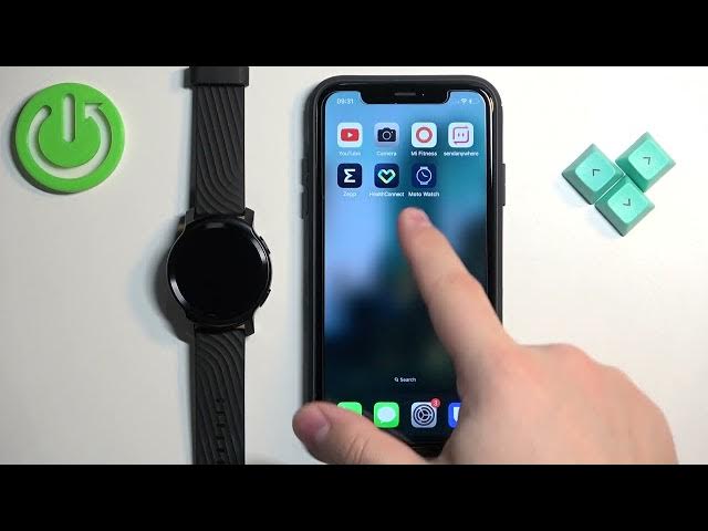 Video thumbnail for How to Show iPhone Notifications on MOTOROLA Moto Watch 100