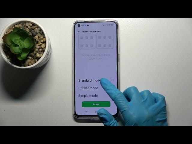 Video thumbnail for How to Turn Off the Simple Mode of the Home Screen on OPPO Reno6 5G - Easy Mode
