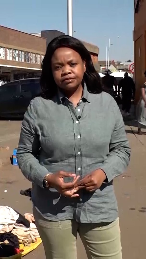 Video thumbnail for Zimbabwe police ban anti-government rallies