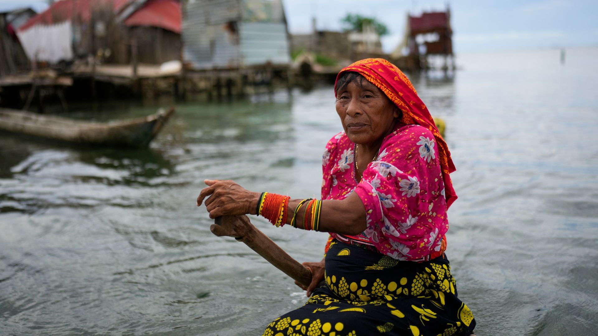 Video thumbnail for Rising sea levels force Panama's island residents to move to mainland