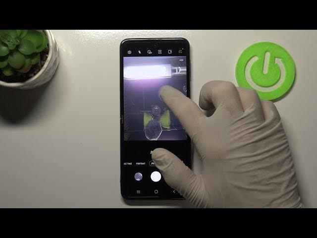 Video thumbnail for How to Enable / Disable Camera Floating Shutter in Samsung Galaxy Z Flip 3?