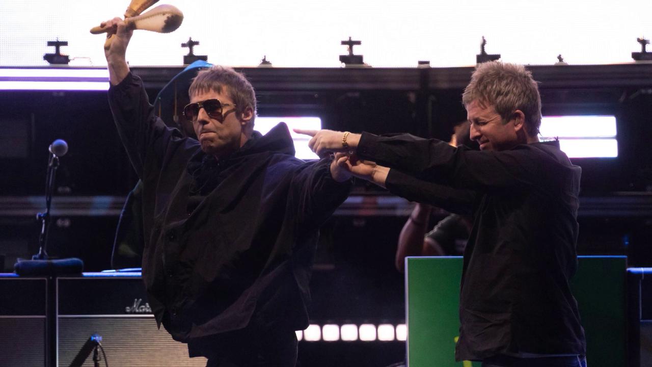 Video thumbnail for UNCAPTIONED: Noel Gallagher teases 2027 Oasis tour.