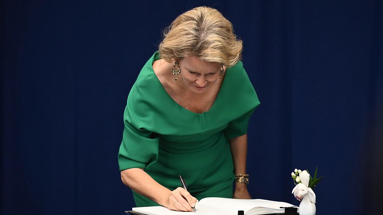 Video thumbnail for NY: Queen Mathilde of Belgium At United Nations UNGA81.