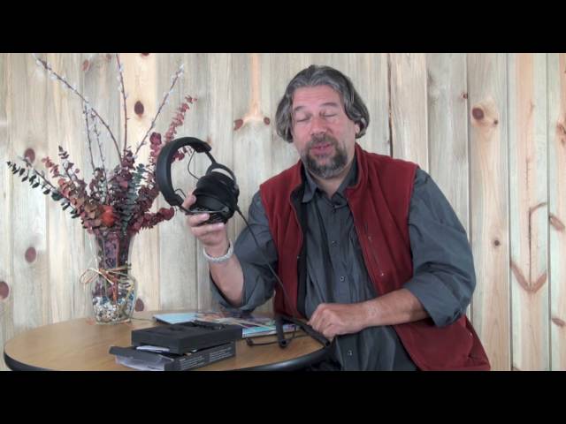 Video thumbnail for Audioengine D3 24-bit portable DAC USB Audio Amplifier Review