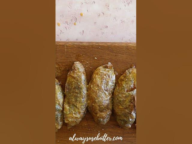 Video thumbnail for Cheesy, delicious, loaded potato skins - in the air fryer!