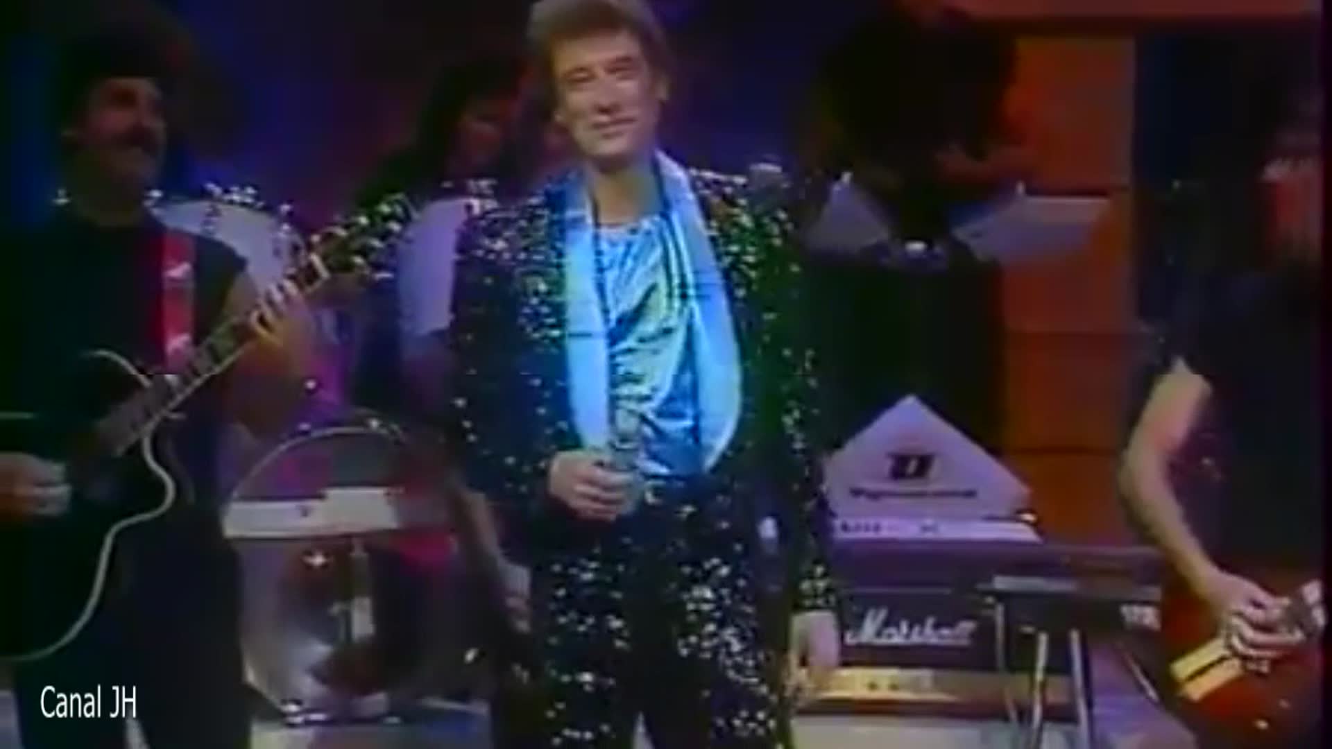 Video thumbnail for Johnny Hallyday - Ne tuez-pas la liberté -1984