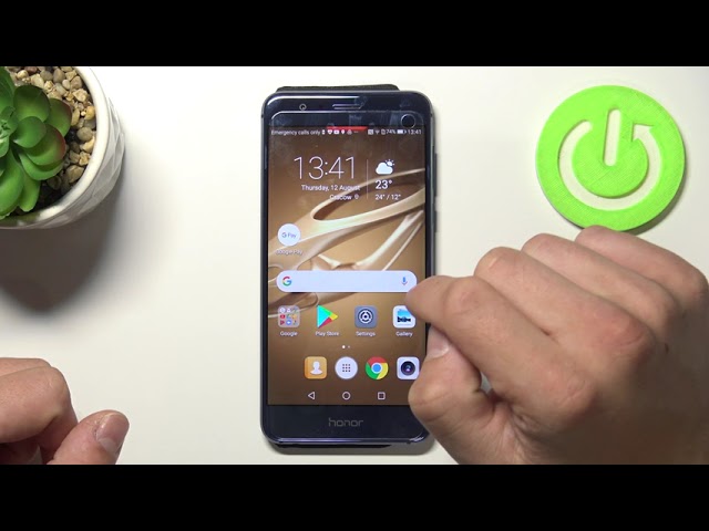 Video thumbnail for How to Restore Phone Icon in Honor 8? Attach Phone Dialer to Home Screen