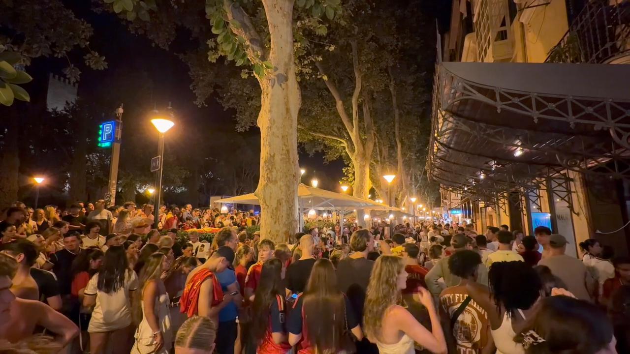 Video thumbnail for Spain: Spain fans spectate Spain-Argentina 2026 FIFA World Cup final in Mallorca.