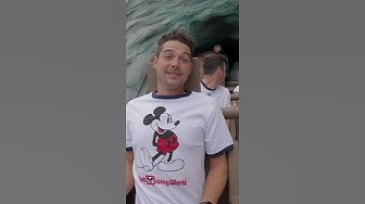 Video thumbnail for Sarah Hyland & Wells Adams Ride Expedition Everest w/ Ben & Jess Higgins at Disney’s Animal Kingdom