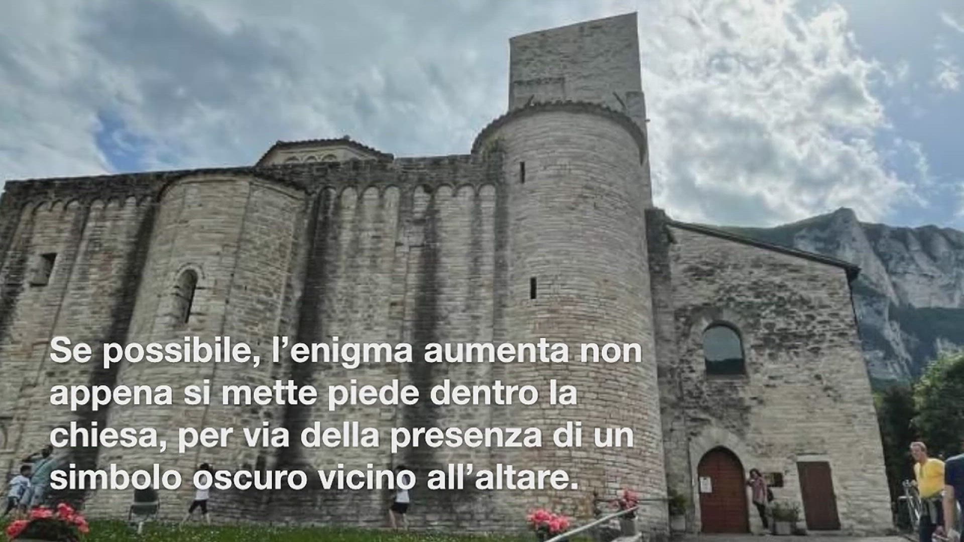 Video thumbnail for L'ABBAZIA DI SAN VITTORE ALLE CHIUSE A GENGA