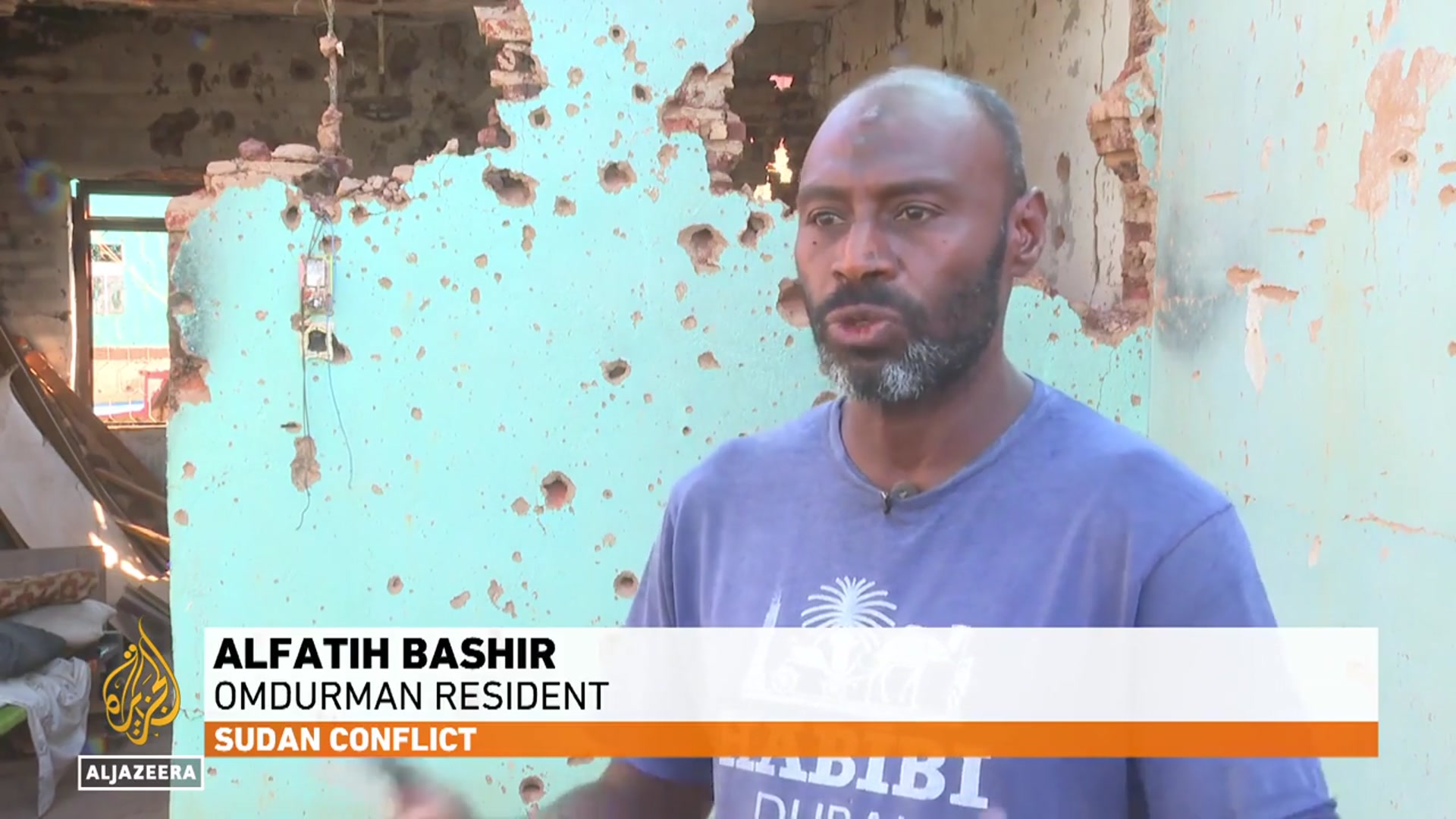 'Video thumbnail for Khartoum displacement: Residents return to destroyed homes'