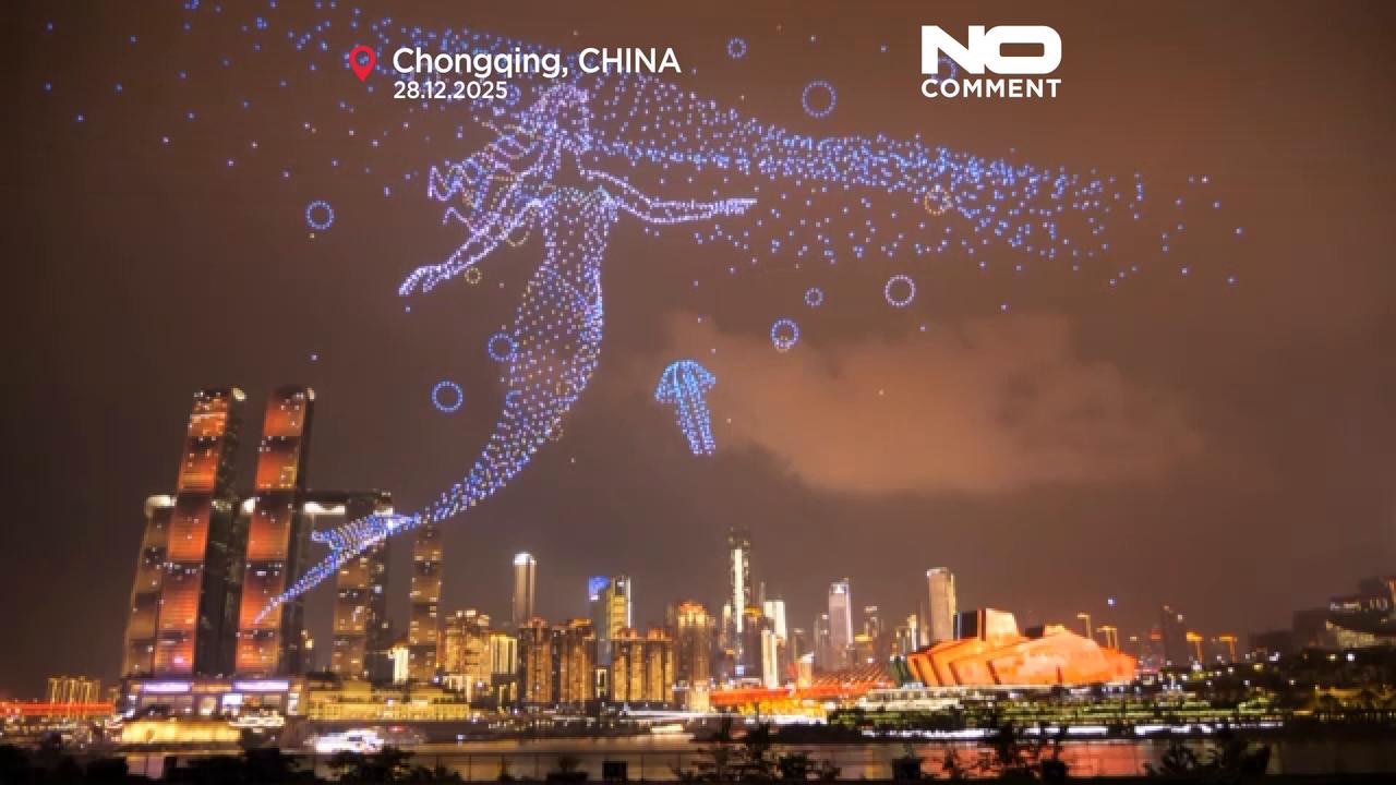 Video thumbnail for Chinese team operates thousands of drones using a single computer