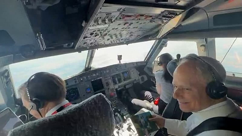 Video thumbnail for Spain: Pope Leo XIV surprises passengers with cockpit visit on Madrid-Barcelona flight