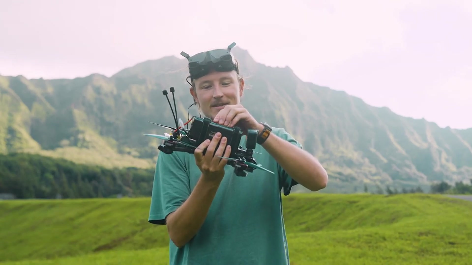 'Video thumbnail for Long Range FPV Flight in Hawaii | Moz 7 FPV drone'