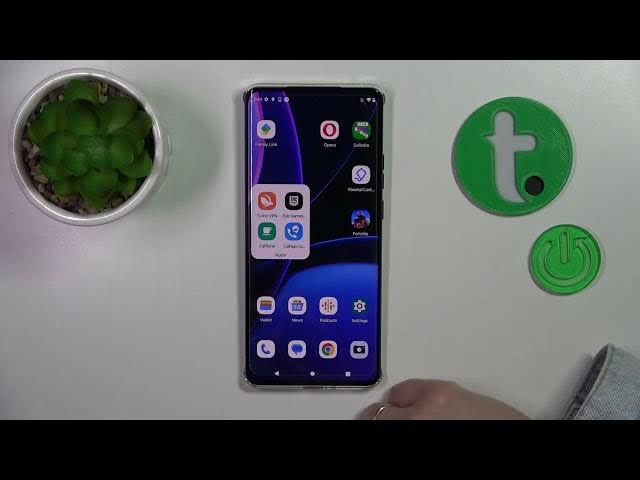 Video thumbnail for How to Create Home Screen Folders on Motorola Edge 40?