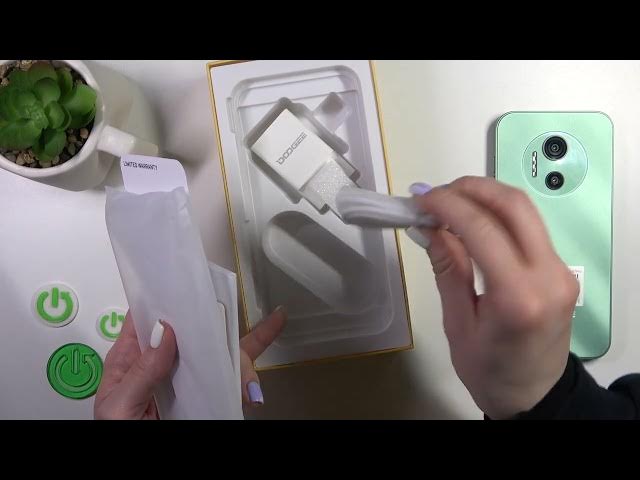 Video thumbnail for Does the DooGee X97 Pro Come with a USB cable? Check All BOX Accessories in New Doogee X97 Pro!