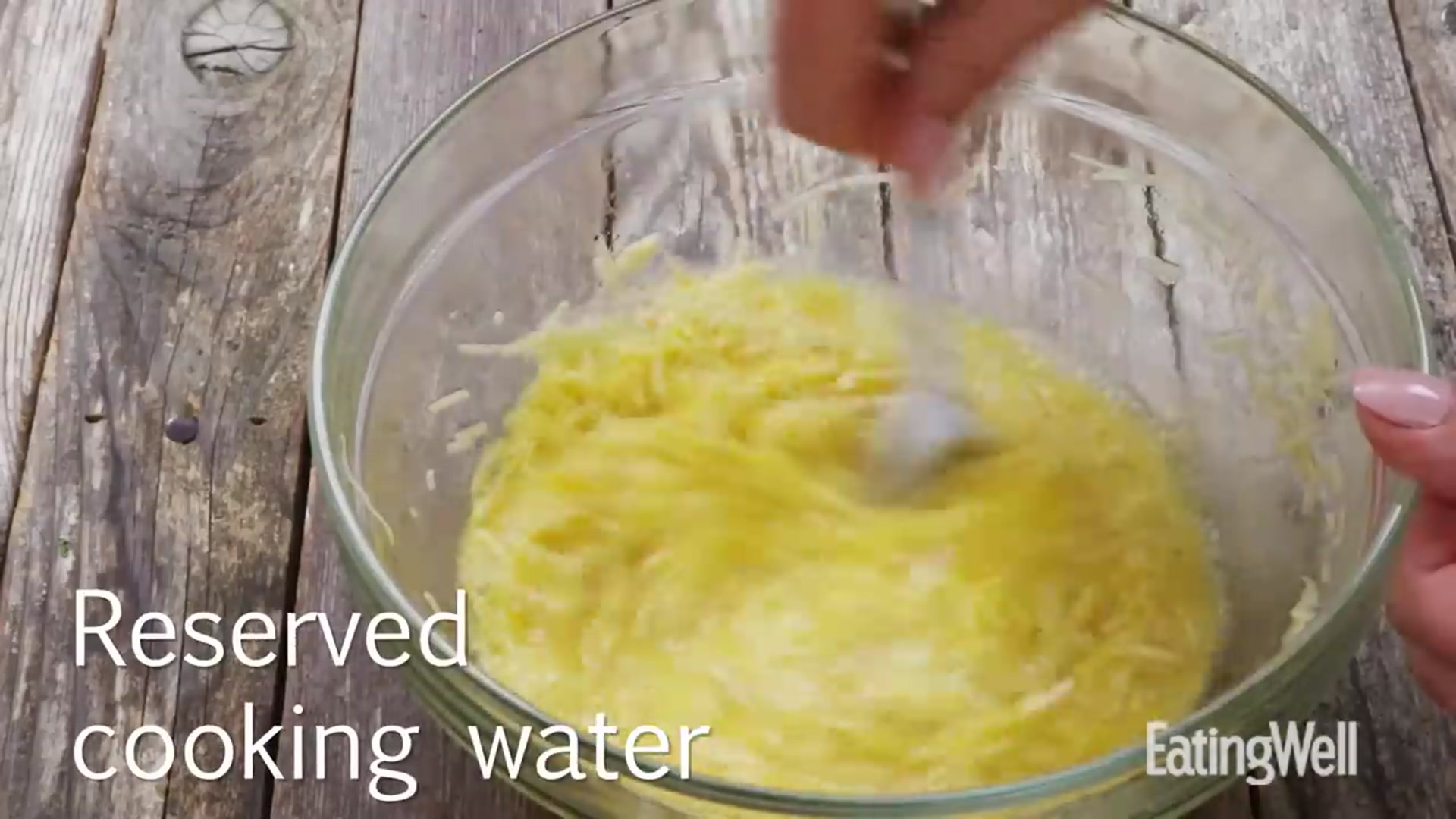 Video thumbnail for How to Make Spiralized Sweet Potato Carbonara(720P_HD)