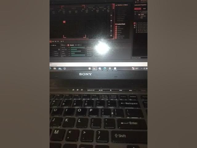 Video thumbnail for Hot Heavy Hustler