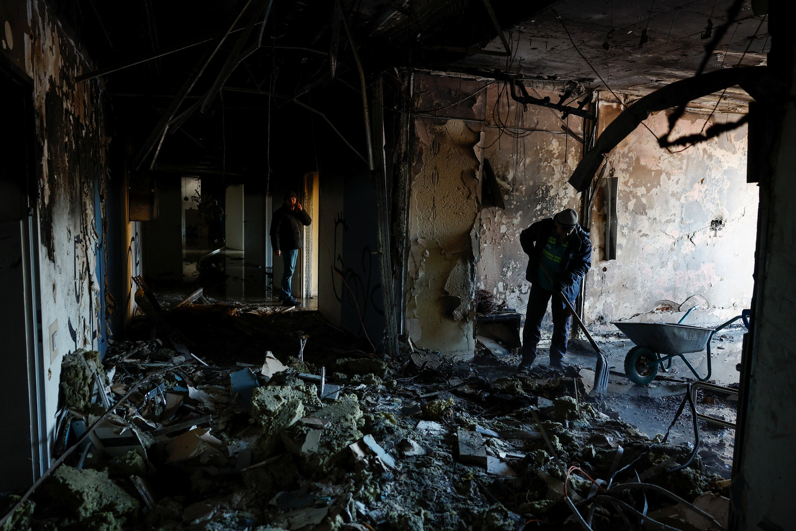 Video thumbnail for Patients evacuated after Russian strike hits Kyiv clinic