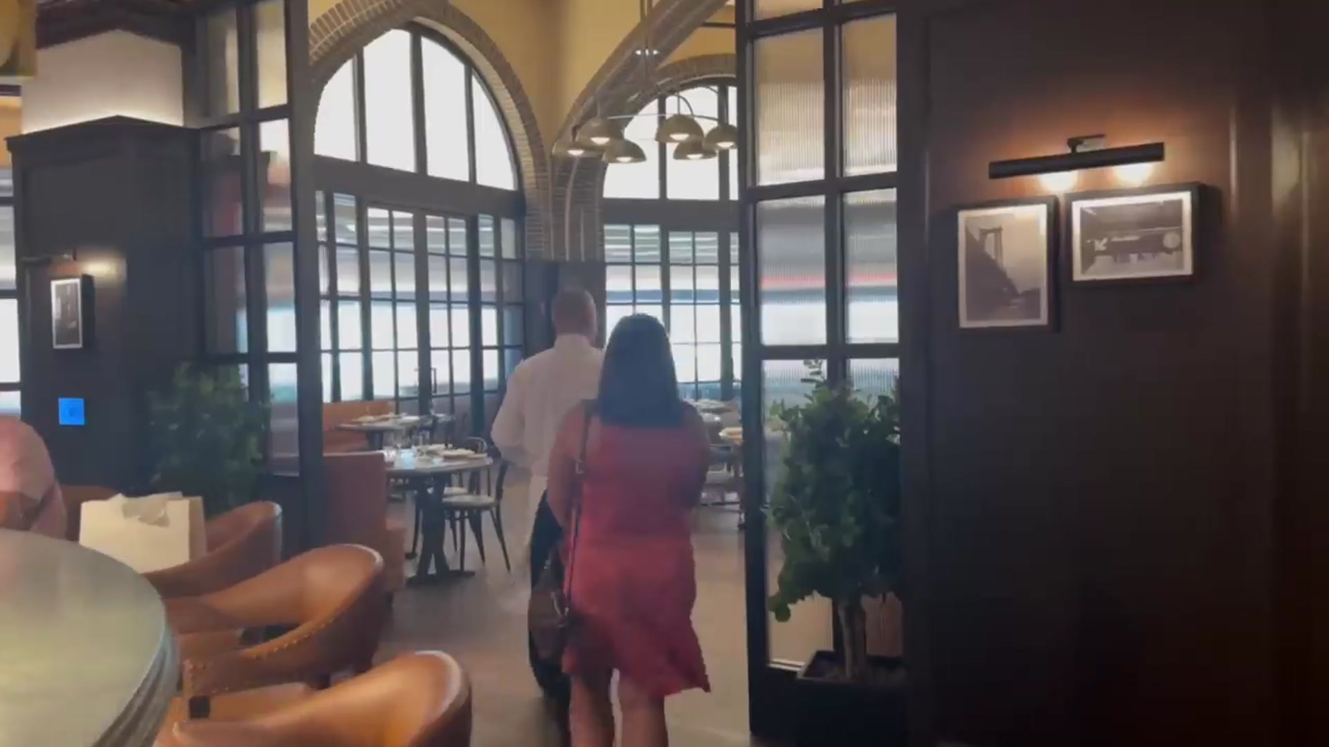 Video thumbnail for We Tried the Best Burgers on the Las Vegas Strip(720P HD)