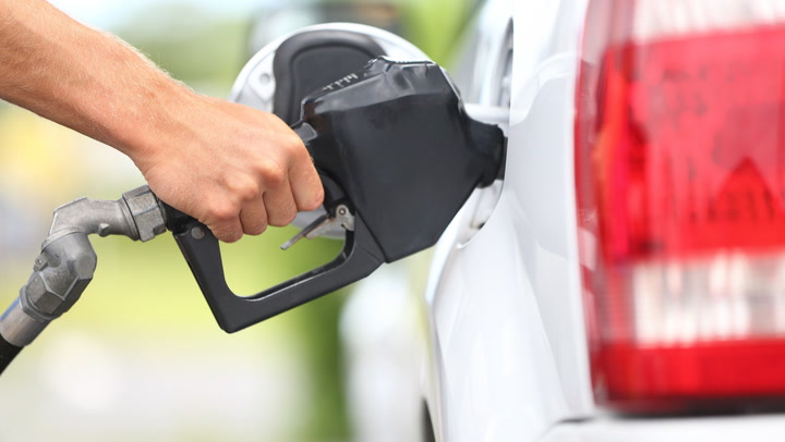 Video thumbnail for Pain At The Pump Returns As Gas Hits $4 Again