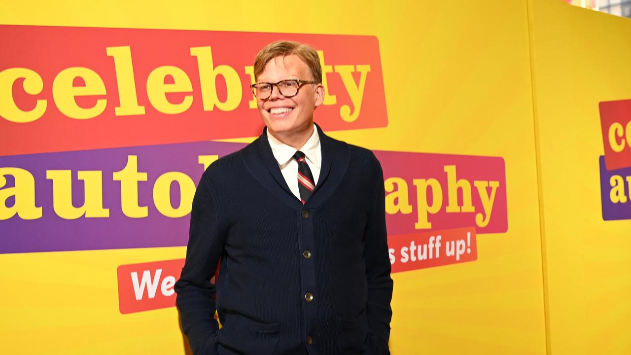 Video thumbnail for "NY: "Celebrity Autobiography" Broadway Opening Night�- Arrivals" 18.
