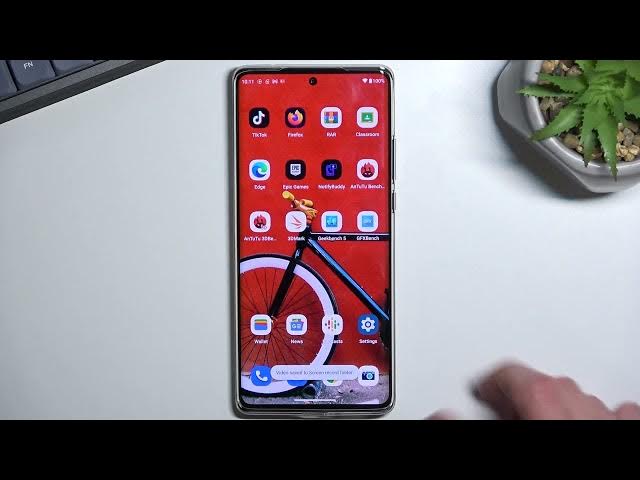 Video thumbnail for How to Record Screen on Motorola Edge 30 Ultra - Video Screen Recording