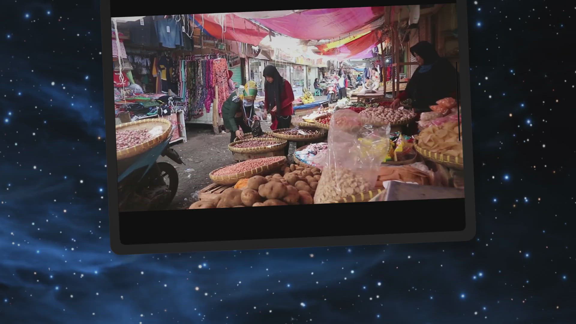 Video thumbnail for Globalization: Impact on Local Cultures and Economies