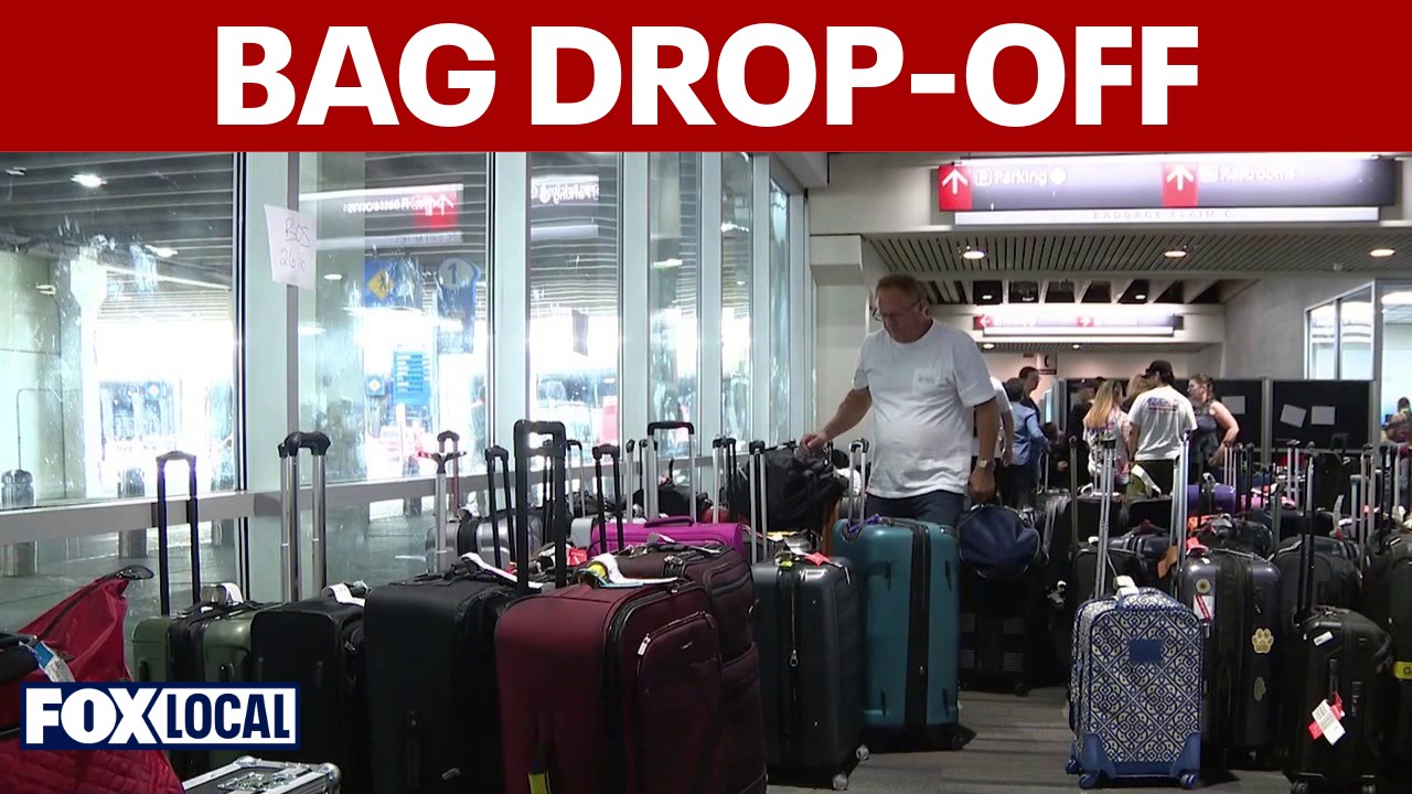 Video thumbnail for United 'twilight bag drop-off' lets passengers bring luggage early