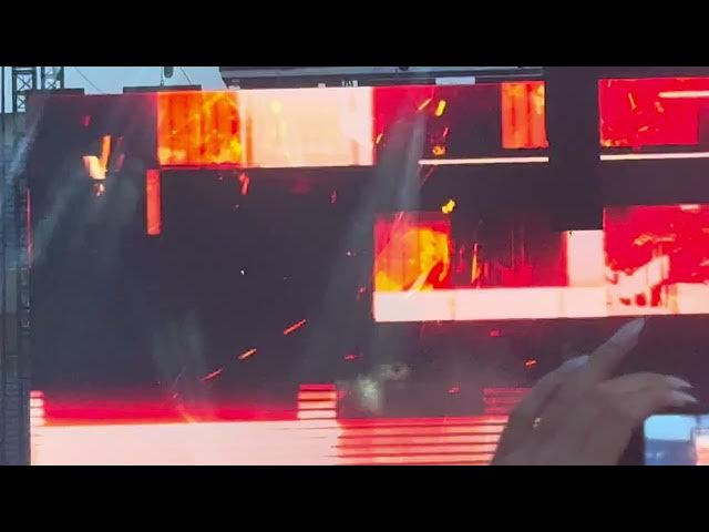 Video thumbnail for Stray Kids Orlando Concert (Hyunjin & Bangchan Escape)
