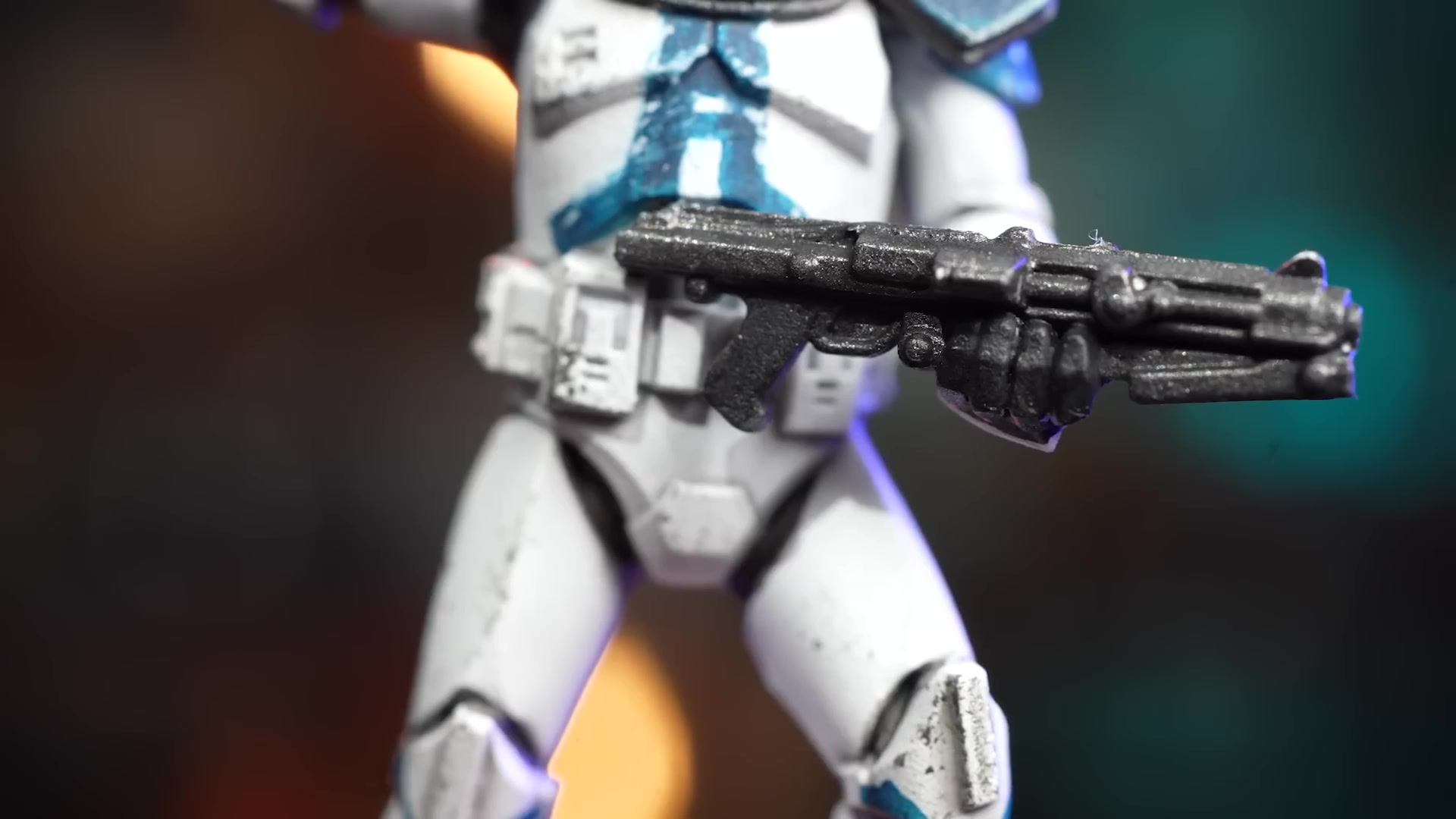 'Video thumbnail for Easy White Armour & Painting Clone Troopers with Peachy'