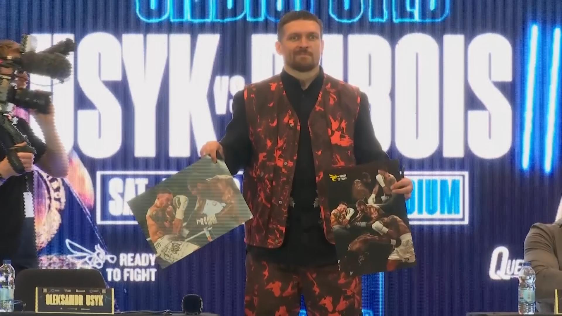 Video thumbnail for Moment: 'Haters will say it's photoshopped!' Usyk comes with proof on low-blow shots
