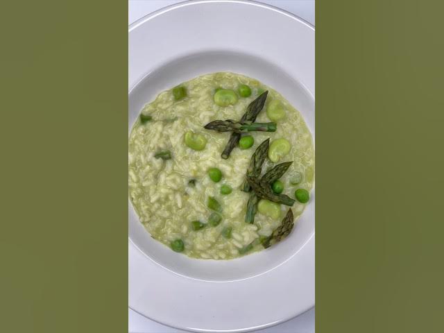 Video thumbnail for RISOTTO ASPARAGI, PISELLI & FAVE #cuisineitalienne #risotto #risottorecipe