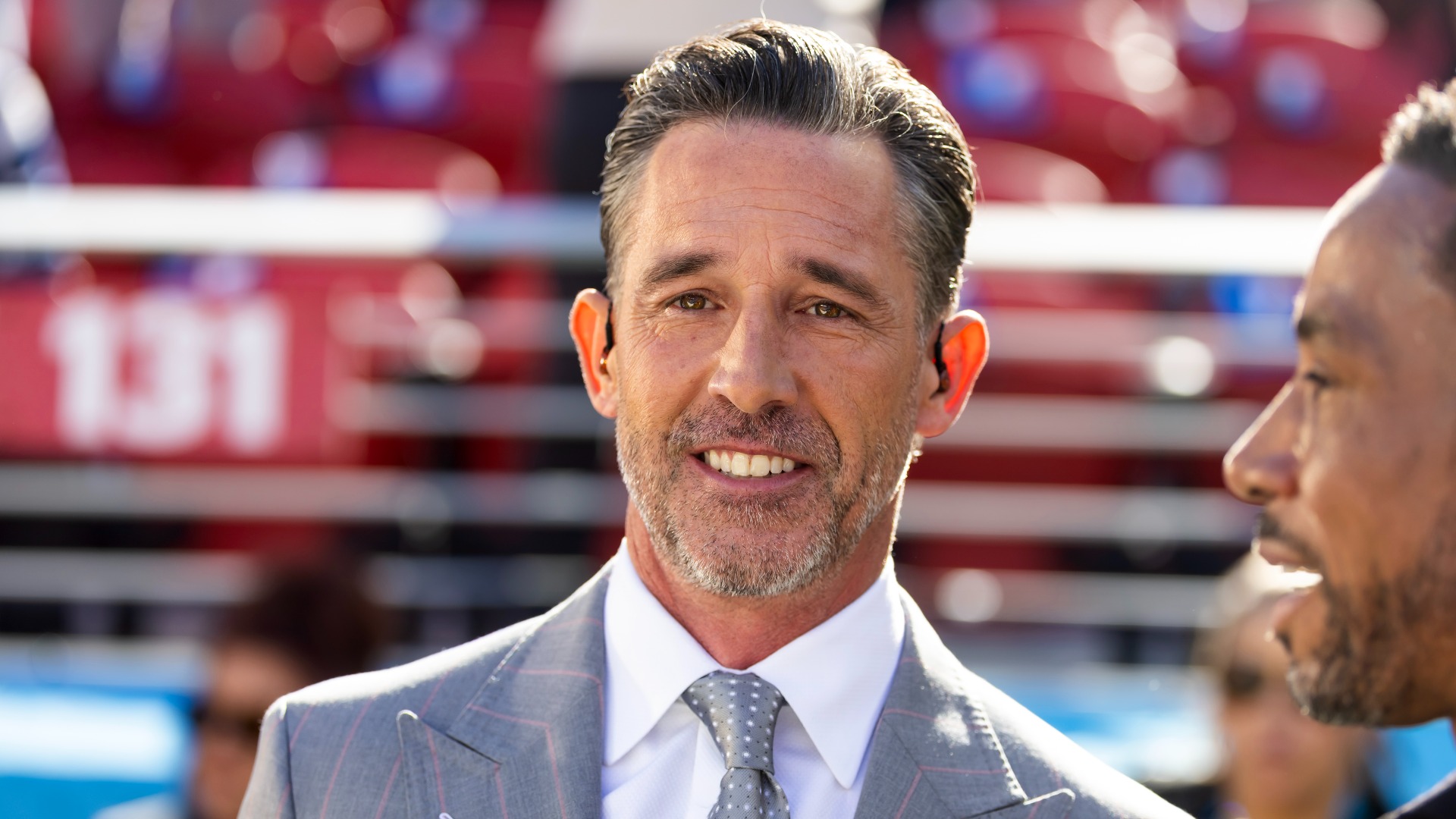 Video thumbnail for NFL’s ESPN Stake and the Impact on Sports Reporting
