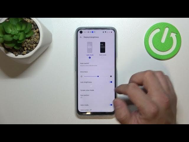Video thumbnail for OnePlus Nord CE 2 Lite - How To Find & Manage Display Settings