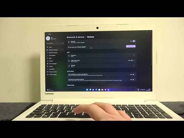 Video thumbnail for How To Pair JBL Pulse 4 With Laptop & PC