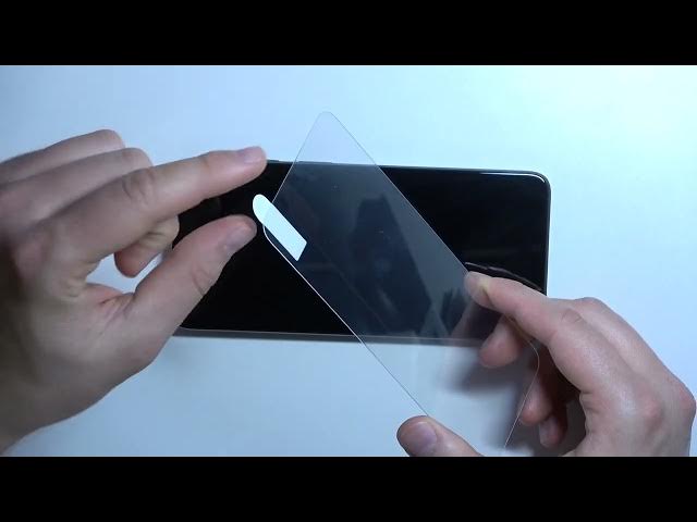 Video thumbnail for How to Install Temeperd Glass on MOTOROLA Moto G22 - Apply Screen Protector