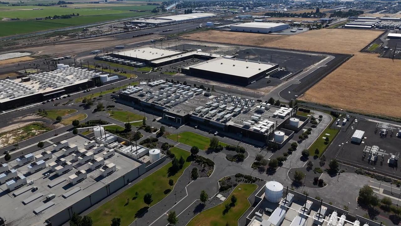 Video thumbnail for US: Drone Views Of Data Centers - Quincy WA 6.