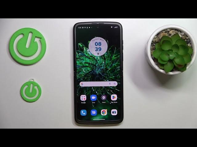 Video thumbnail for Motorola Razr 2022 - How To Enable Data Saver