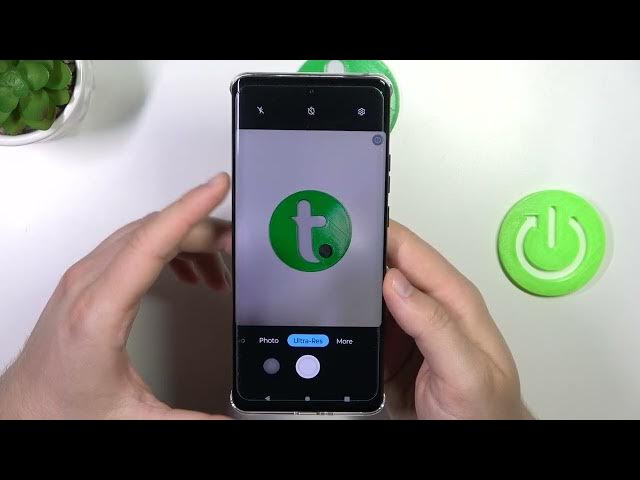 Video thumbnail for How to Take High Resolution 50MPX Photos on Motorola Edge 40?