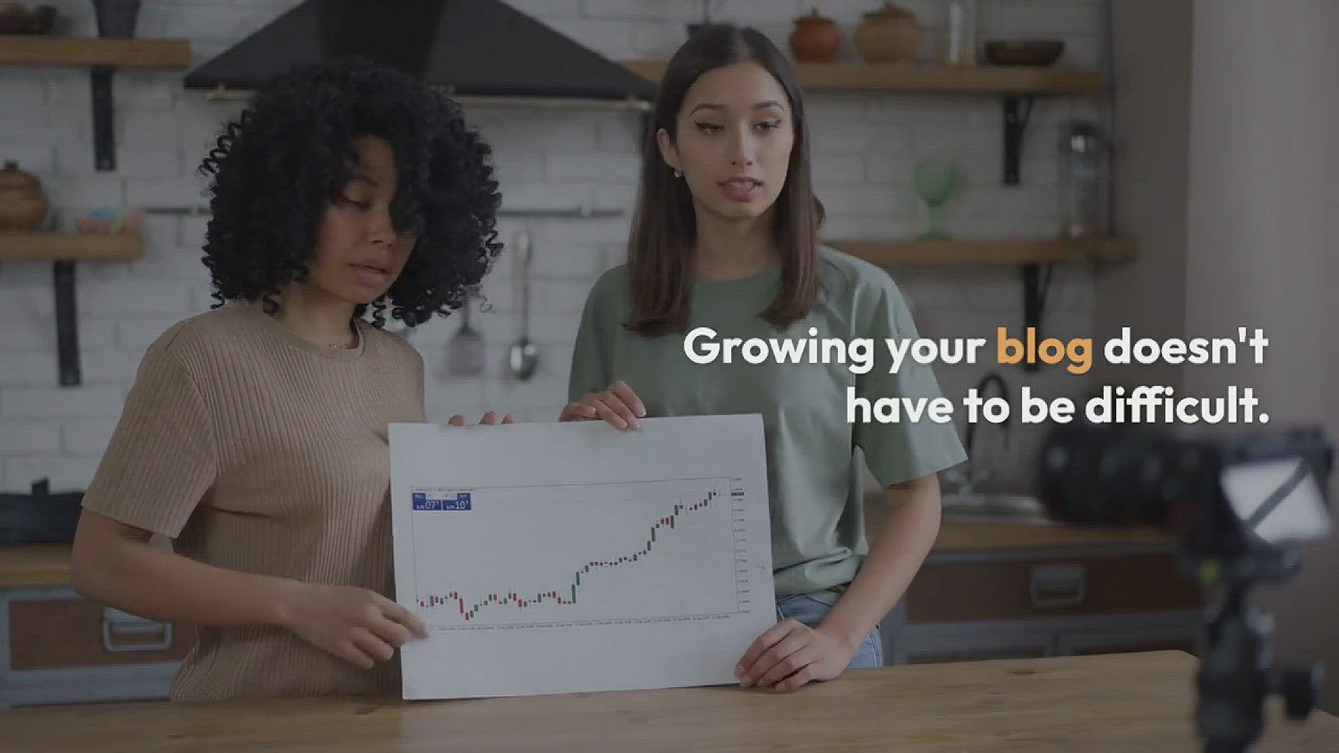 'Video thumbnail for 7 Powerful Blog Traffic Tools for Growing Your Blog in 2021 (Fast!)'