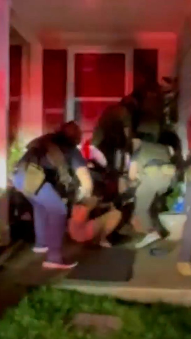 Video thumbnail for Calls grow for investigation after ICE attacks protesters