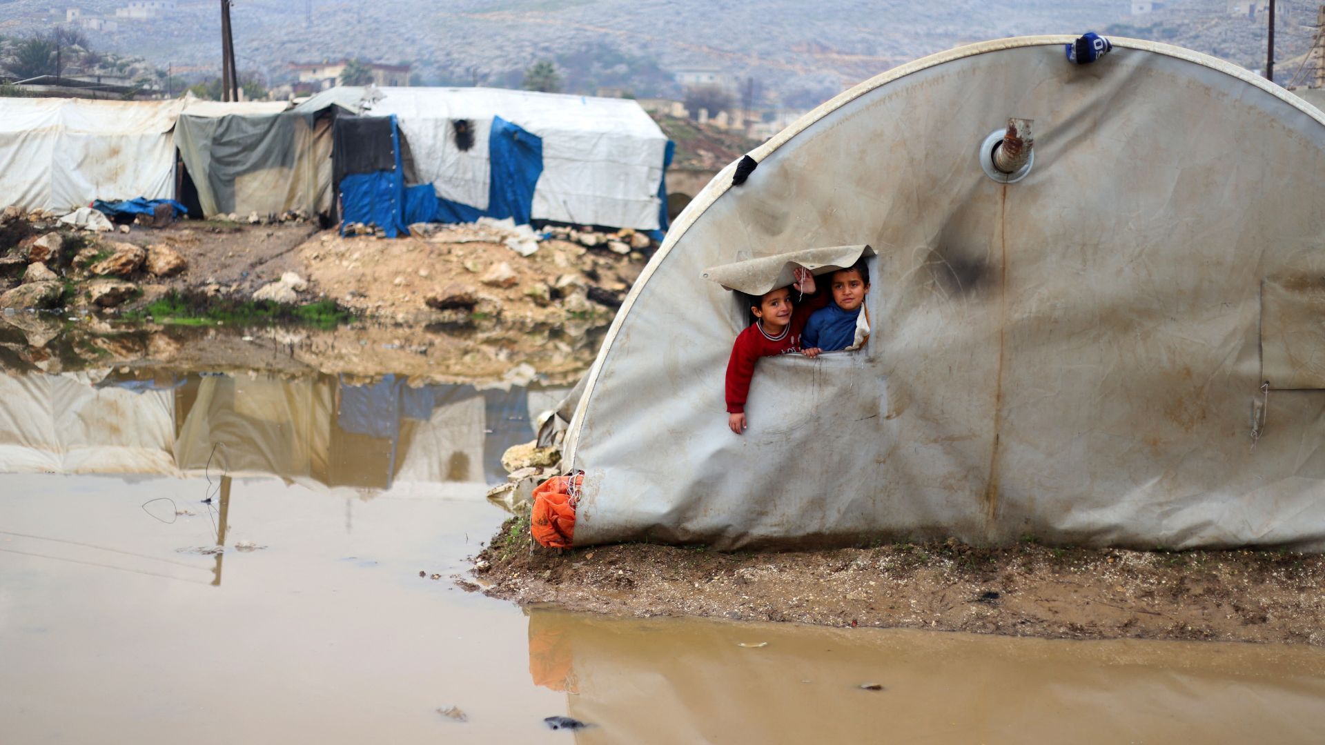 Video thumbnail for Heavy rains flood makeshift tents in Syria, deepening misery for displaced families