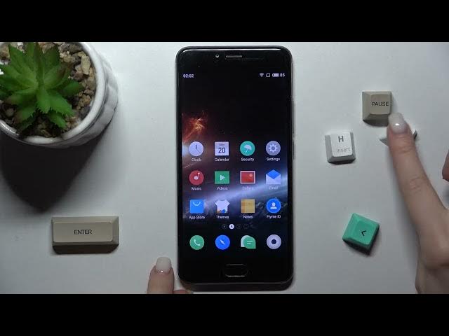 Video thumbnail for How to Switch On Flashlight in MEIZU M5S