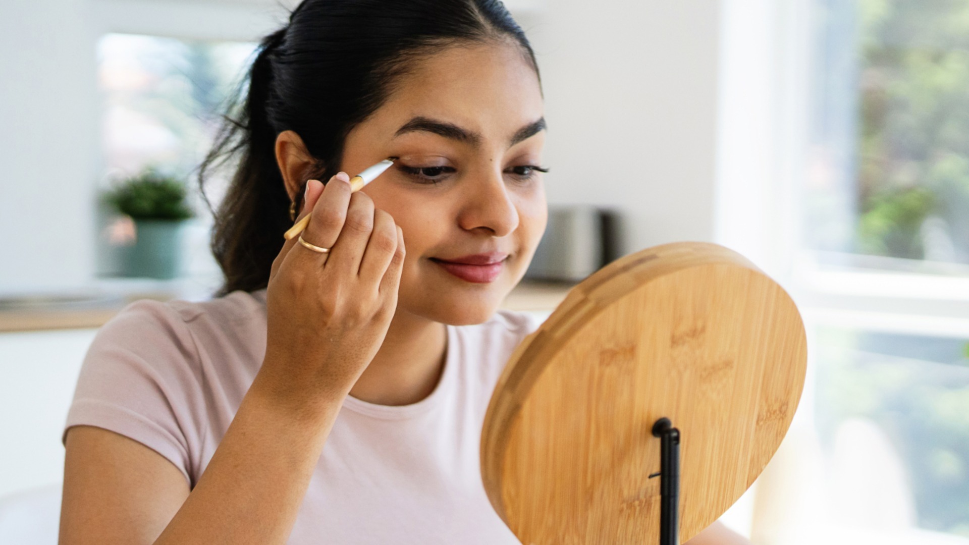 Video thumbnail for The Best And Worst Beauty Trends Of All Time