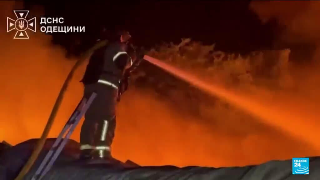 Video thumbnail for Russia attacks four Ukrainian regions overnight